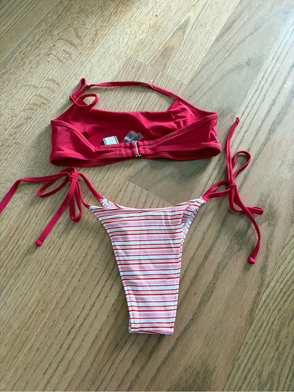 Frankie’s Bikinis set